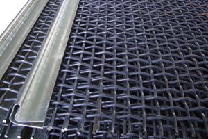 Vibrating Screens